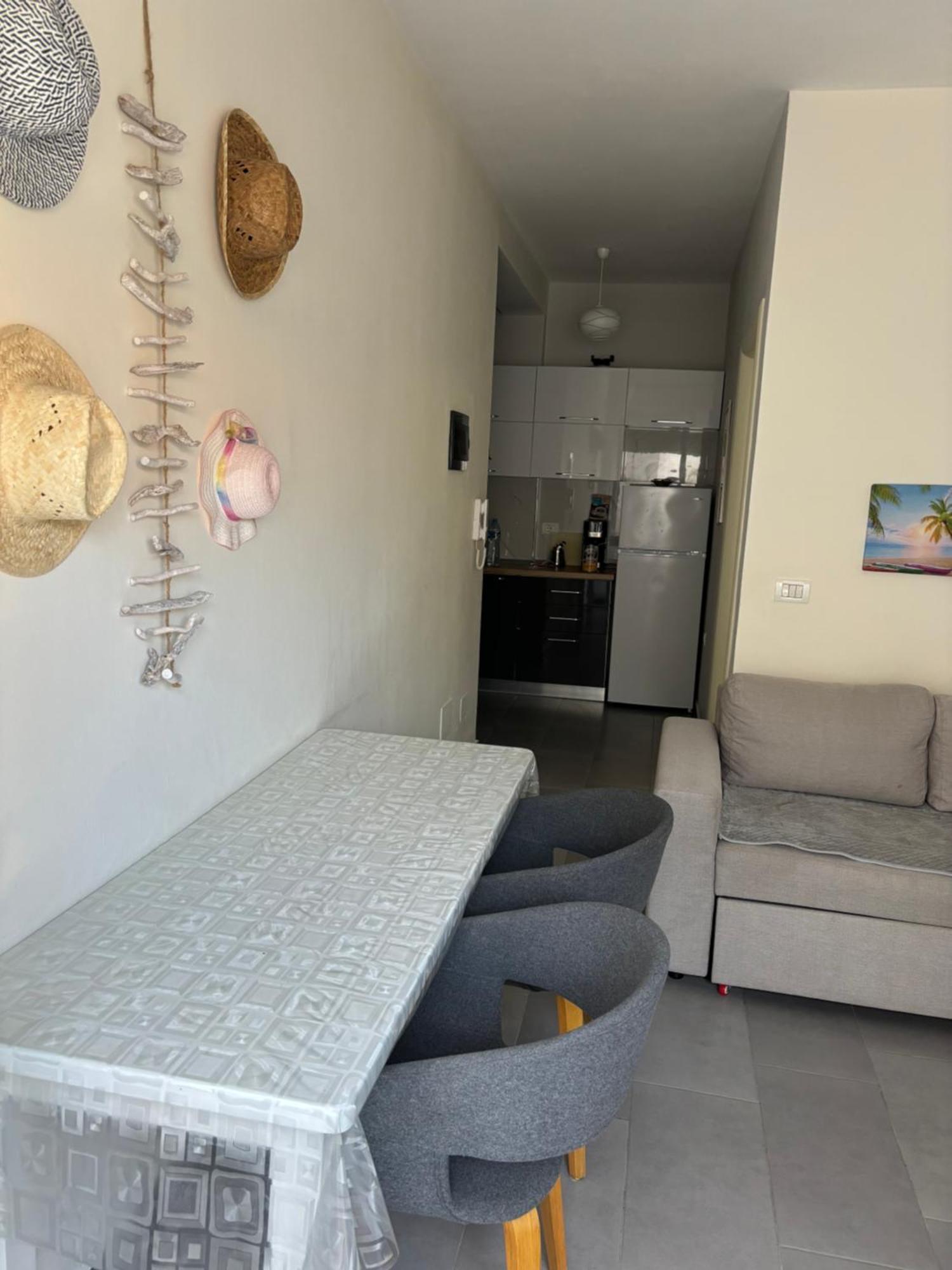 Apartament Klea In Strandnaehe Toplage Durres Exterior photo
